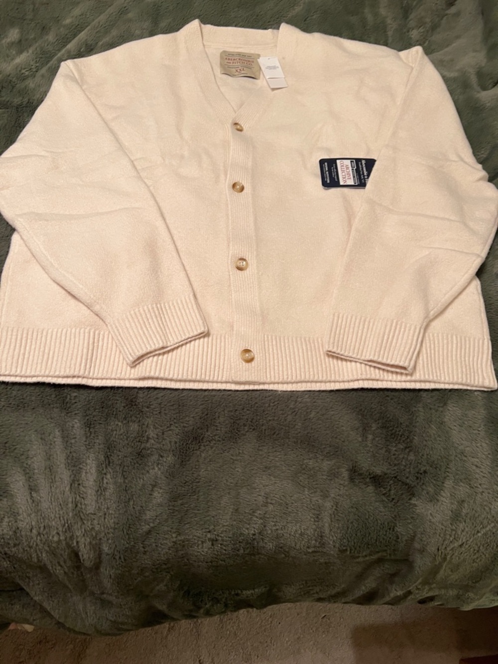 New Mens XXL TALL ABERCROMBIE AND FITCH Cardigan. Limited Edition